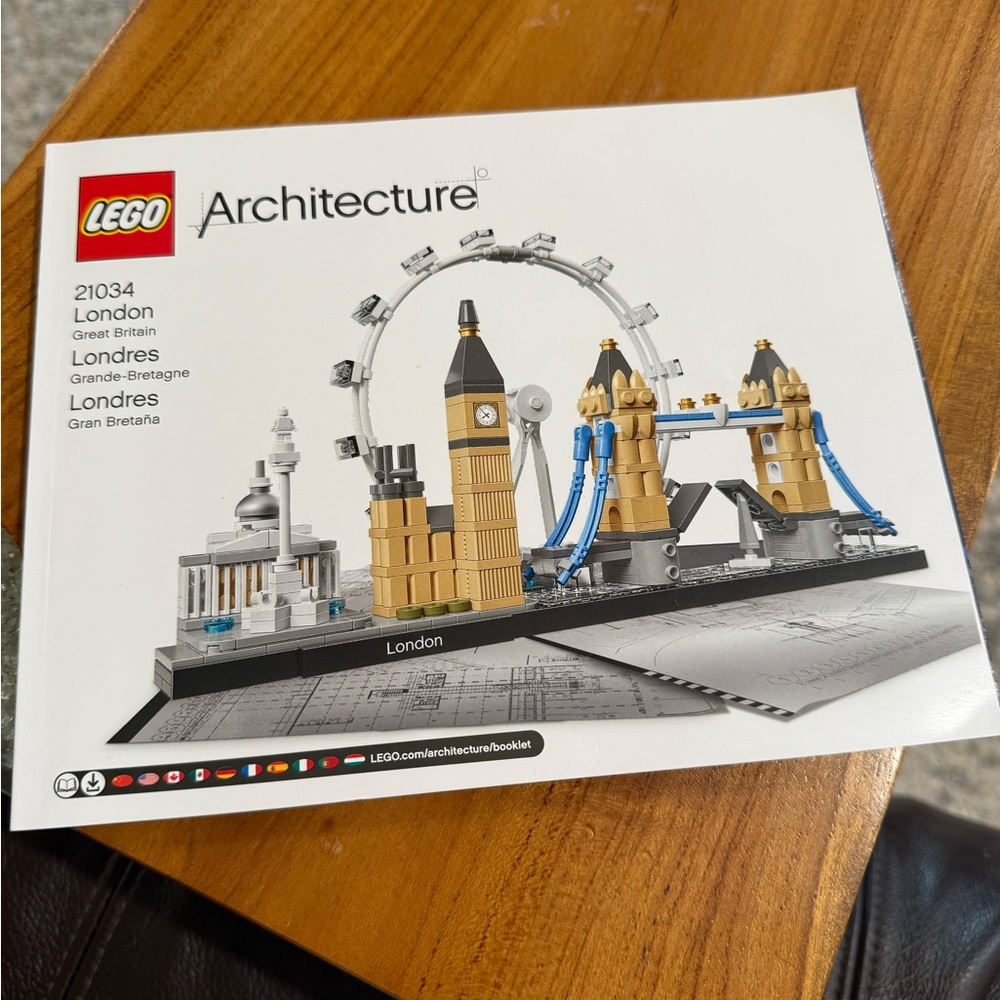 Lego Architecture London Skyline Set - No Box otherwise complete.